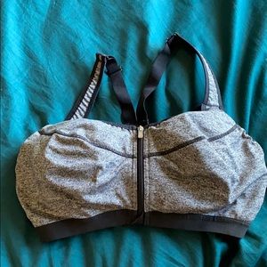 VSX Clasp Sports Bra
